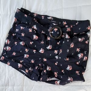 Torrid 16 Floral Black Shorts